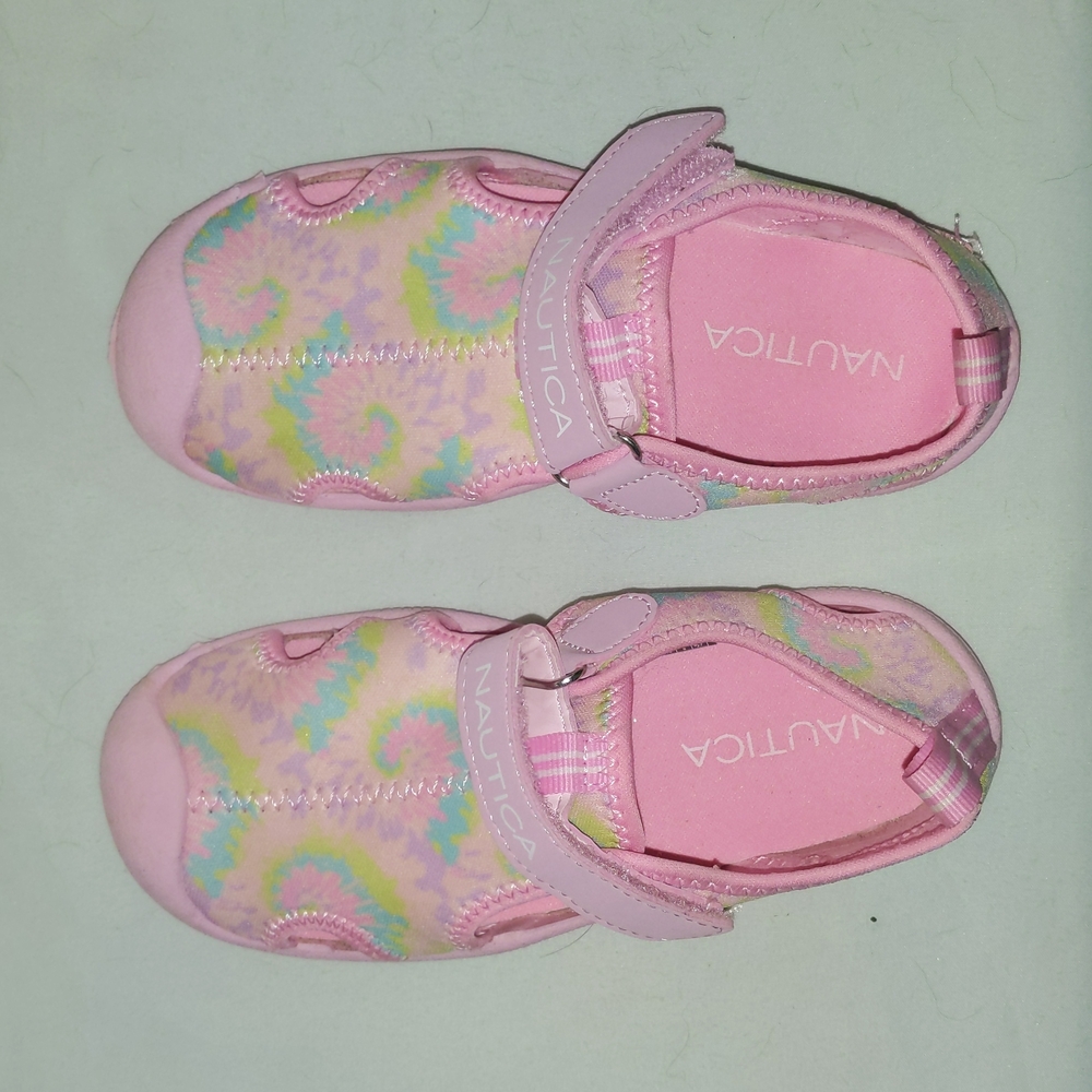 Girls size 10 water shoes